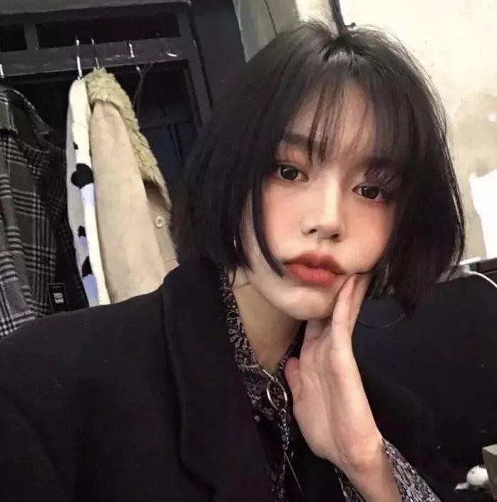 凶邻 在线电影封面